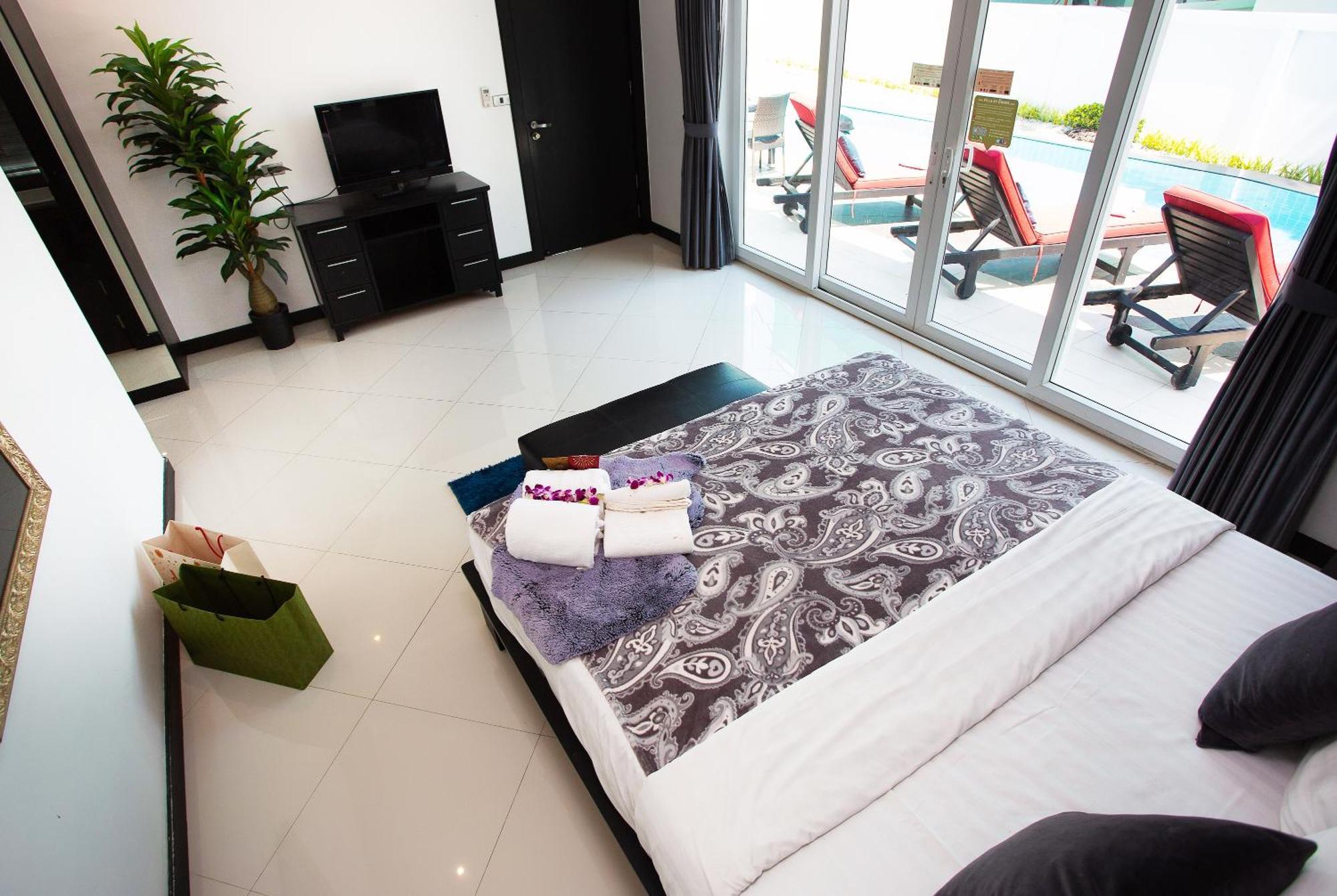 Premium Pool Villa Pattaya Jomtien Habitación foto