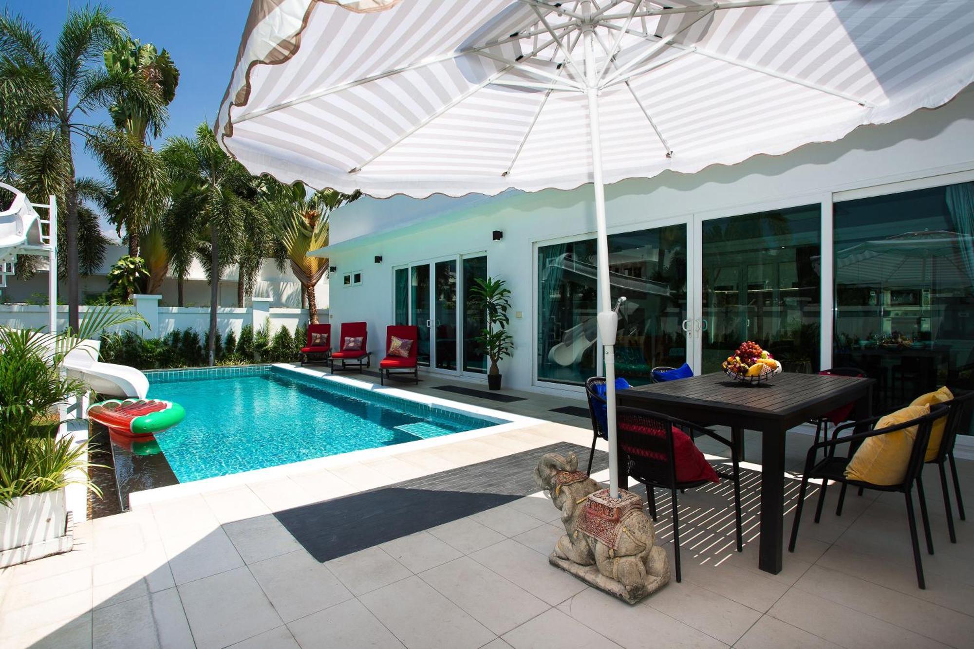 Premium Pool Villa Pattaya Jomtien Habitación foto